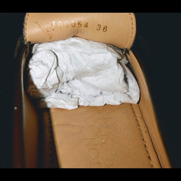 🔥🔥LOUIS VUITTON🔥🔥PATENT LEATHER LOAFERS🔥🔥 - Picture 11 of 14